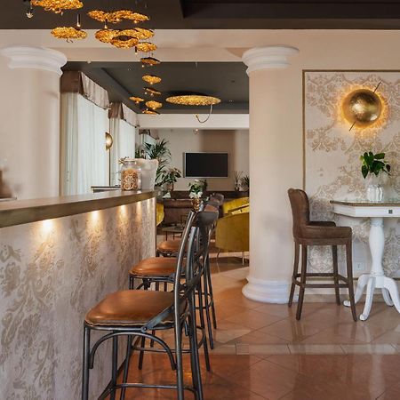 Hotel Mazzanti Milano Marittima Exterior photo