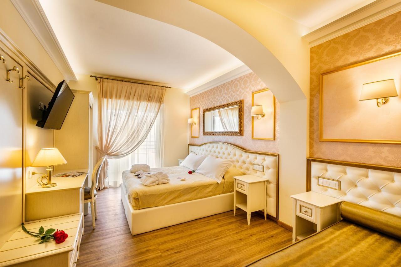 Hotel Mazzanti Milano Marittima Exterior photo