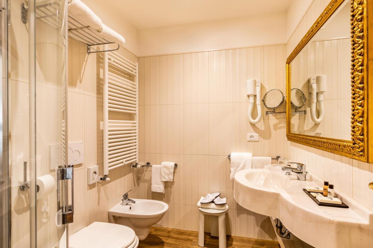Hotel Mazzanti Milano Marittima Exterior photo