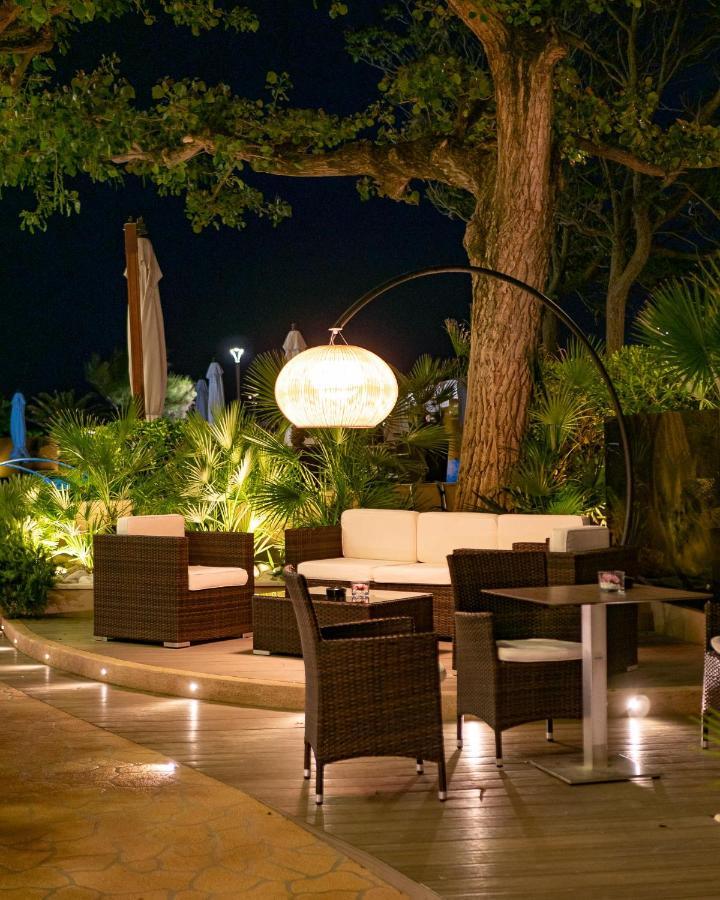 Hotel Mazzanti Milano Marittima Exterior photo