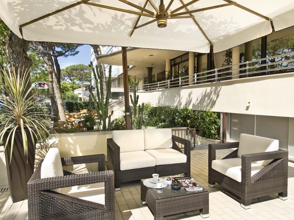 Hotel Mazzanti Milano Marittima Exterior photo